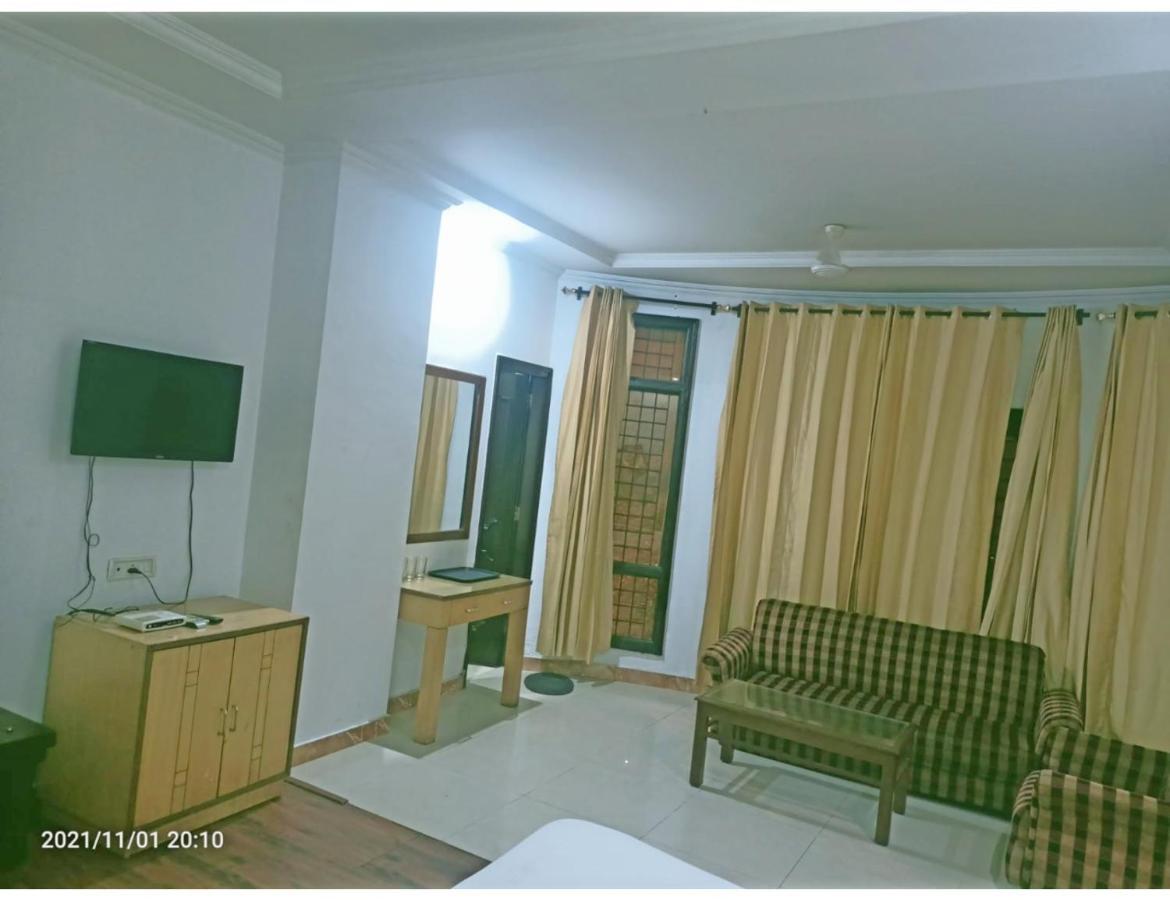 Hotel Kishore International, אמריצר מראה חיצוני תמונה