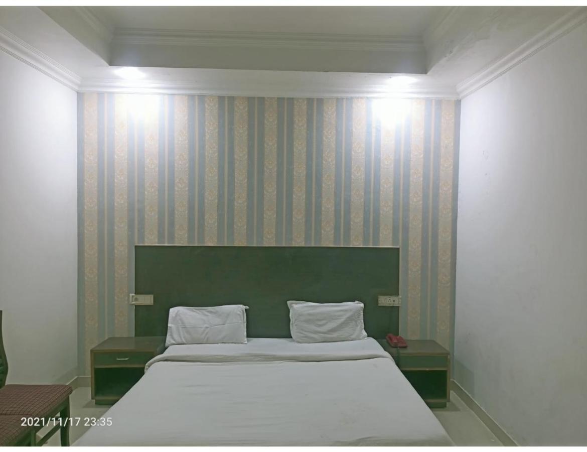 Hotel Kishore International, אמריצר מראה חיצוני תמונה