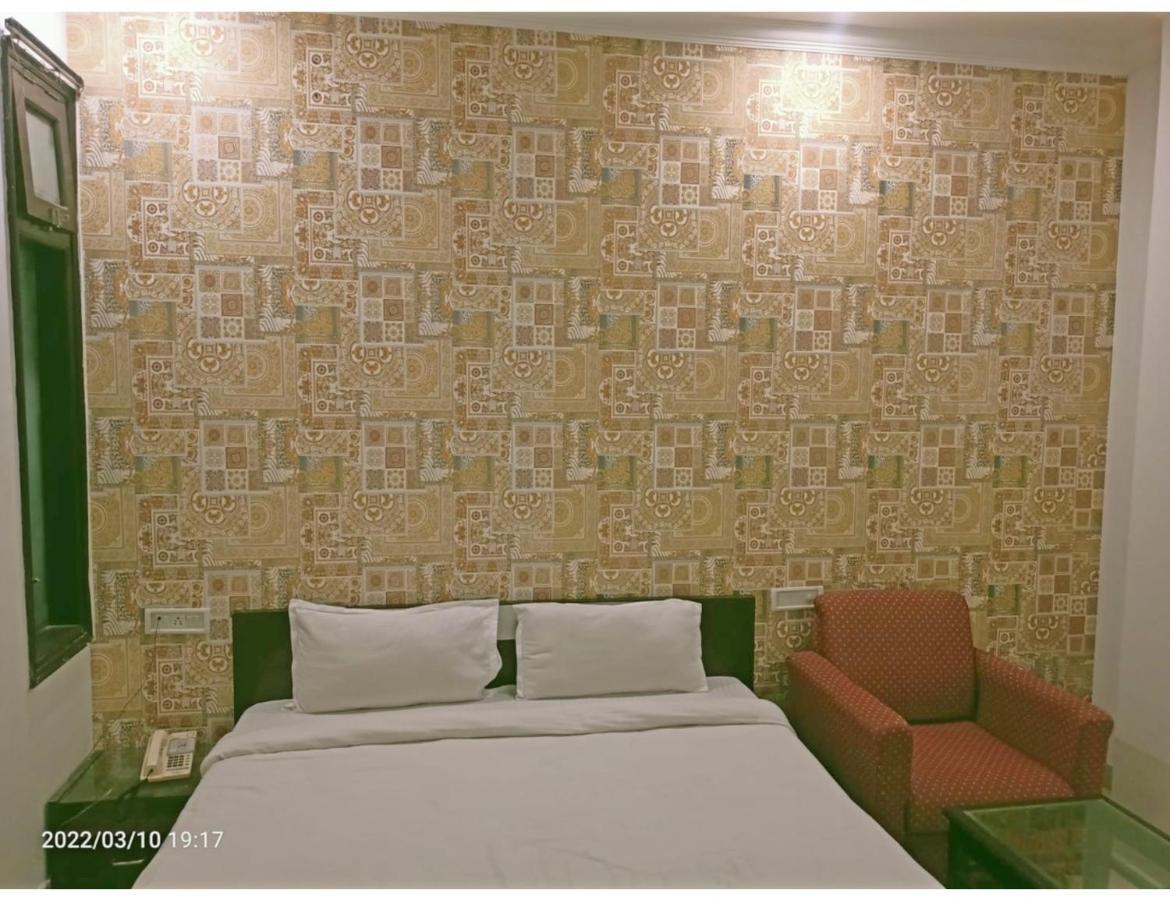 Hotel Kishore International, אמריצר מראה חיצוני תמונה