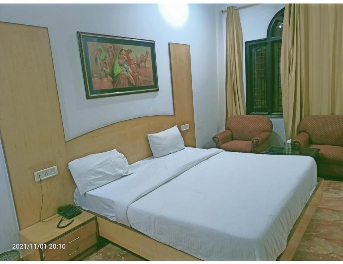Hotel Kishore International, אמריצר מראה חיצוני תמונה