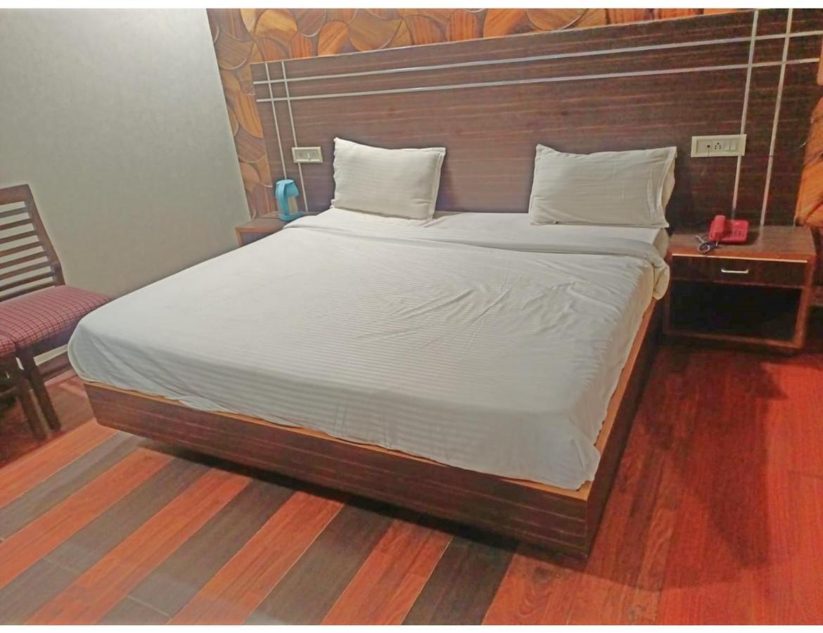 Hotel Kishore International, אמריצר מראה חיצוני תמונה