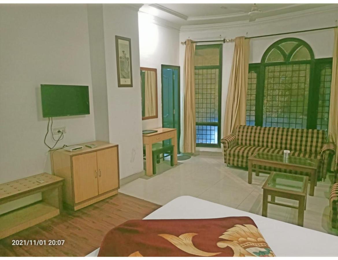 Hotel Kishore International, אמריצר מראה חיצוני תמונה